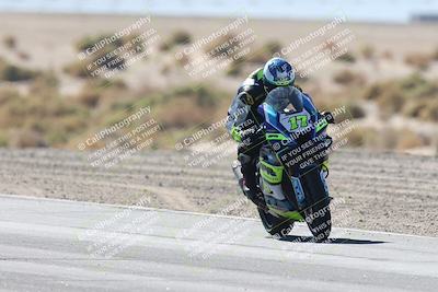 media/Nov-01-2025-CVMA (Sat) [[fc0f7531b8]]/Race 1-Formula Middleweight/